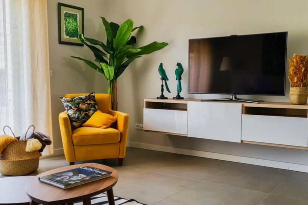 Comfort Zone Beach Apartment كوارتيرا المظهر الخارجي الصورة
